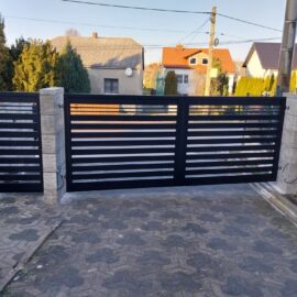 Brama skrzydłowa 150x400cm malowana profile poziomo