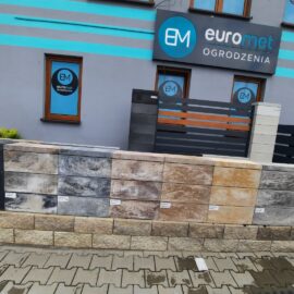 Daszek ogrodzeniowy 36x36cm betonowy Fini kolor mix