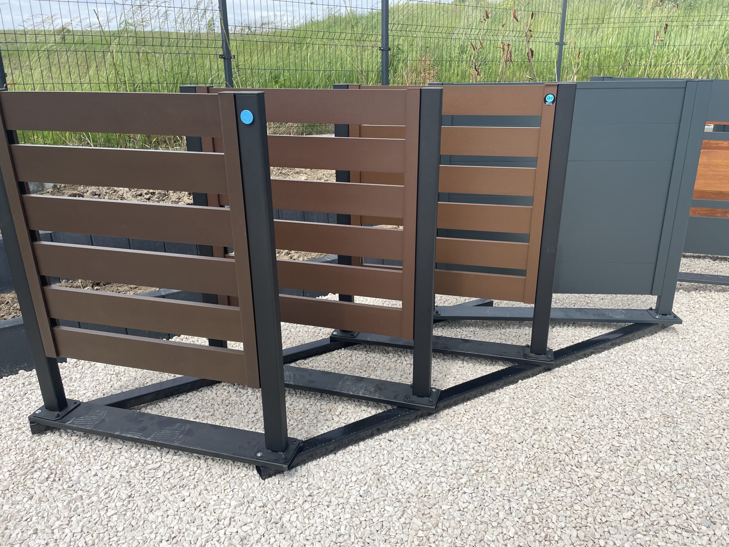 Profil aluminiowy 100x20x1,5mm 200cm malowany grafit czarny