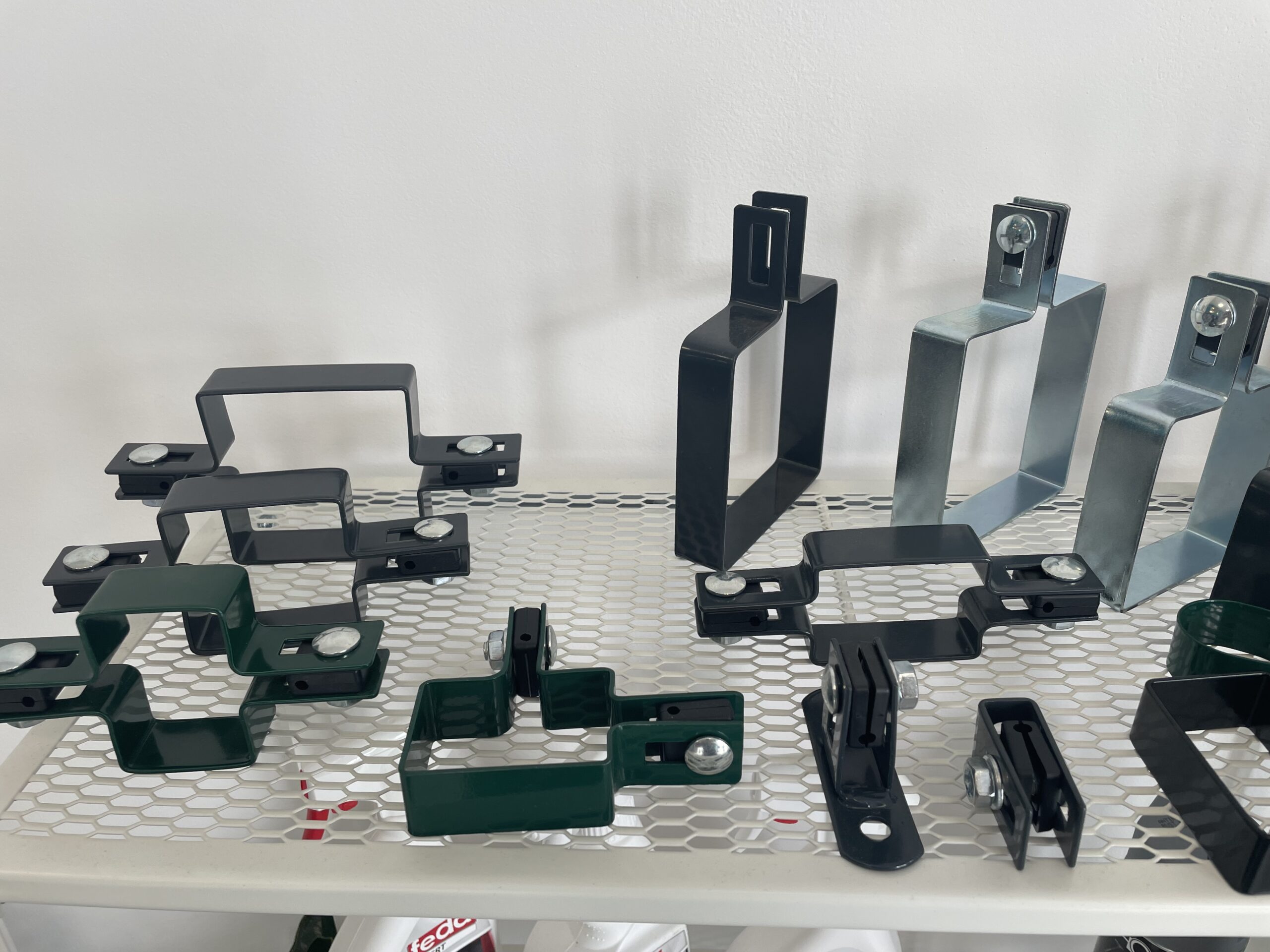 Obejma przelotowa 80x80mm pod słupek panelowa antracyt