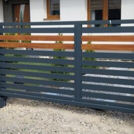 Brama przesuwna aluminiowa 150x400cm drewnopodobny