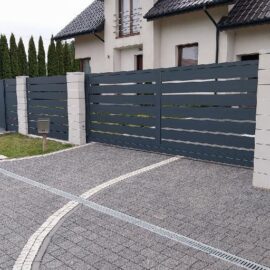 Brama przesuwna aluminiowa 150x400cm szeroki profil