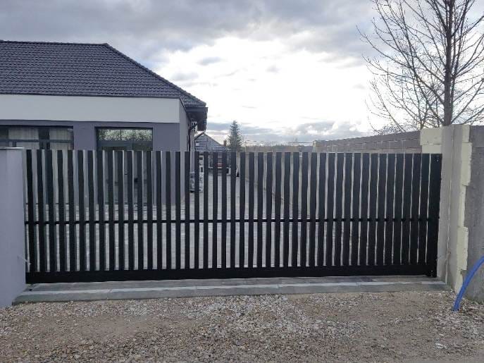 Brama przesuwna aluminiowa grzebieniowa 150x500cm 6x4cm 5