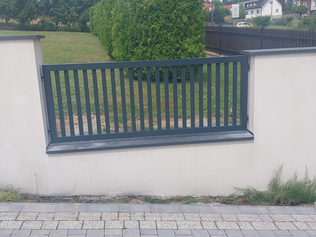 Przęsła ogrodzeniowe aluminiowe pionowe Przęsła ogrodzeniowe aluminiowe pionowe