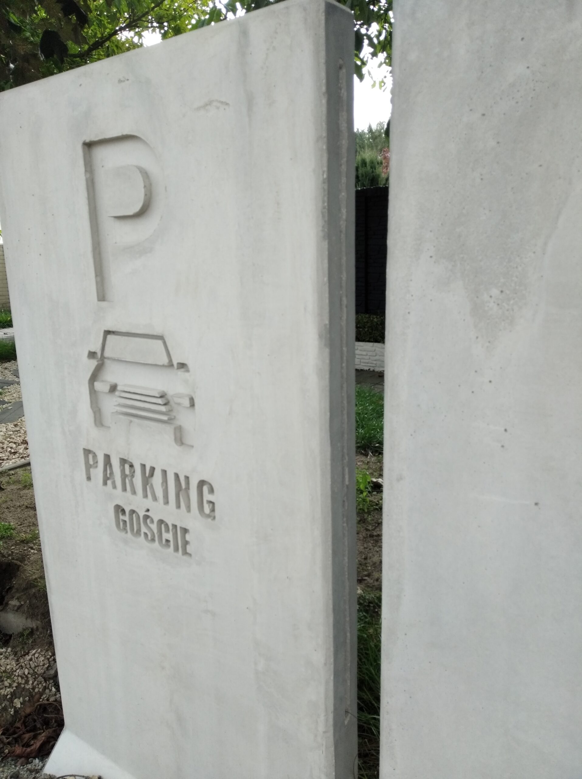 Murek ogrodzeniowy 205x100x12cm typu L oporowy