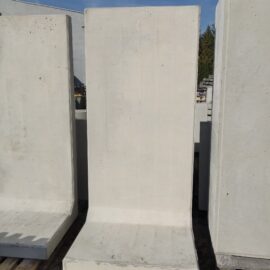 Murek ogrodzeniowy 200x100x12cm typu L