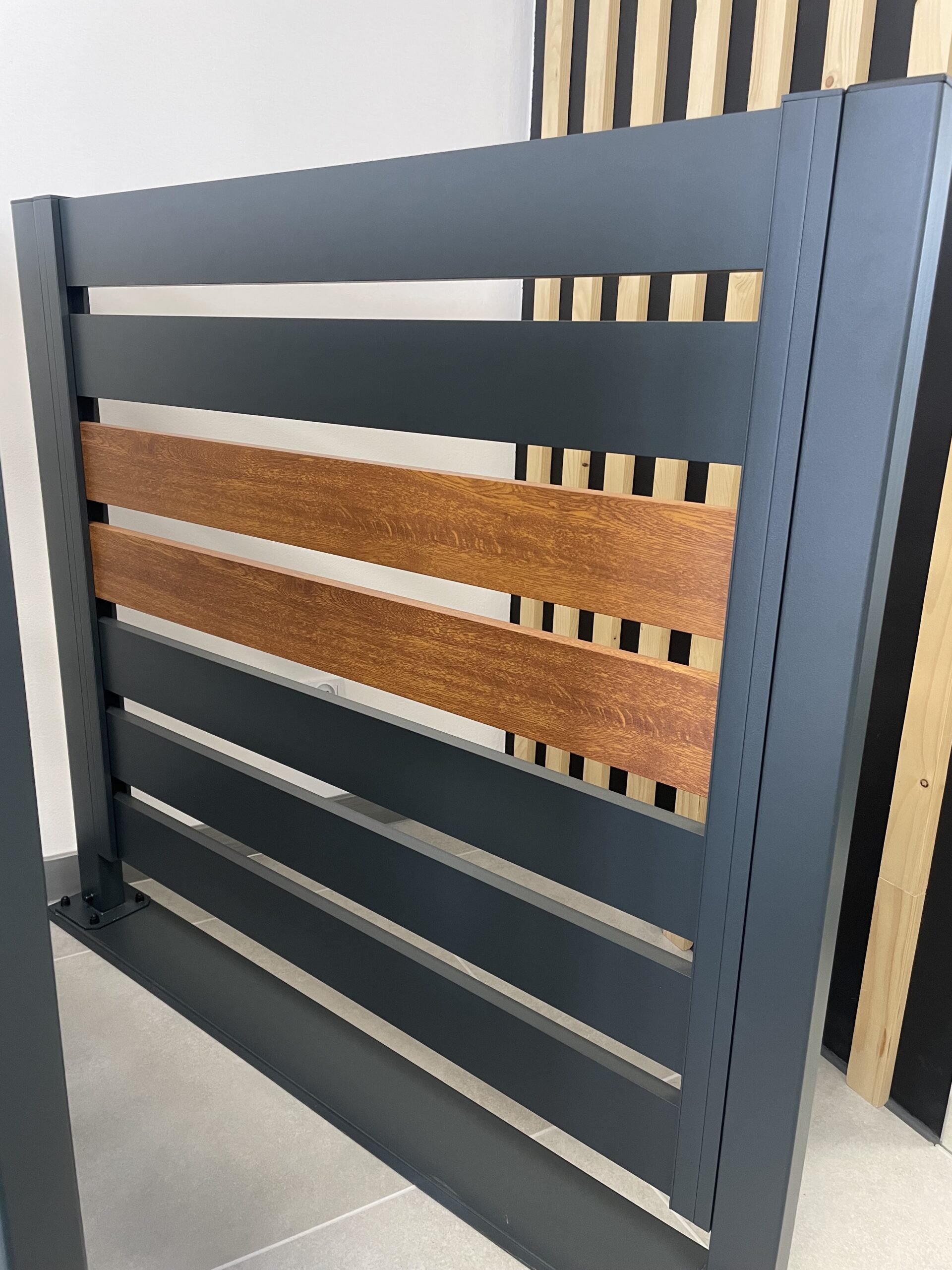 Profil 100x20mm 500cm drewnopodobny oc+malowany