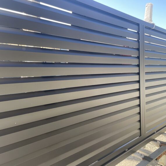 Brama skrzydłowa aluminiowa 170x400cm profil żaluzja